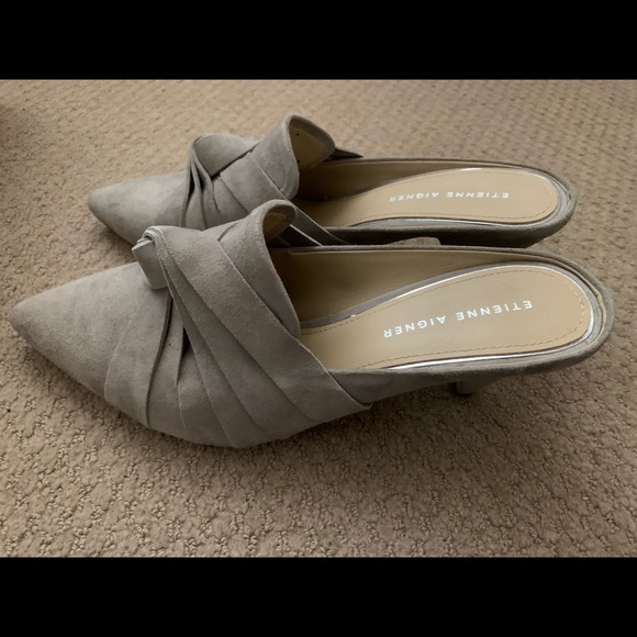 Etienne Aigner
Pavana Knot Mule - Picture 2 of 5